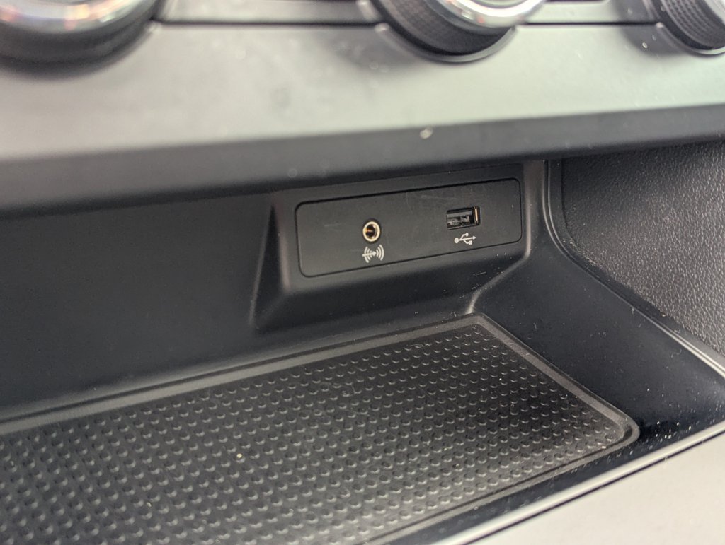 MIDCar coches ocasión Madrid Seat Leon 1.4 TGI GNC  Style 110Cv, 5 Puertas, Etiqueta medioambiental ECO