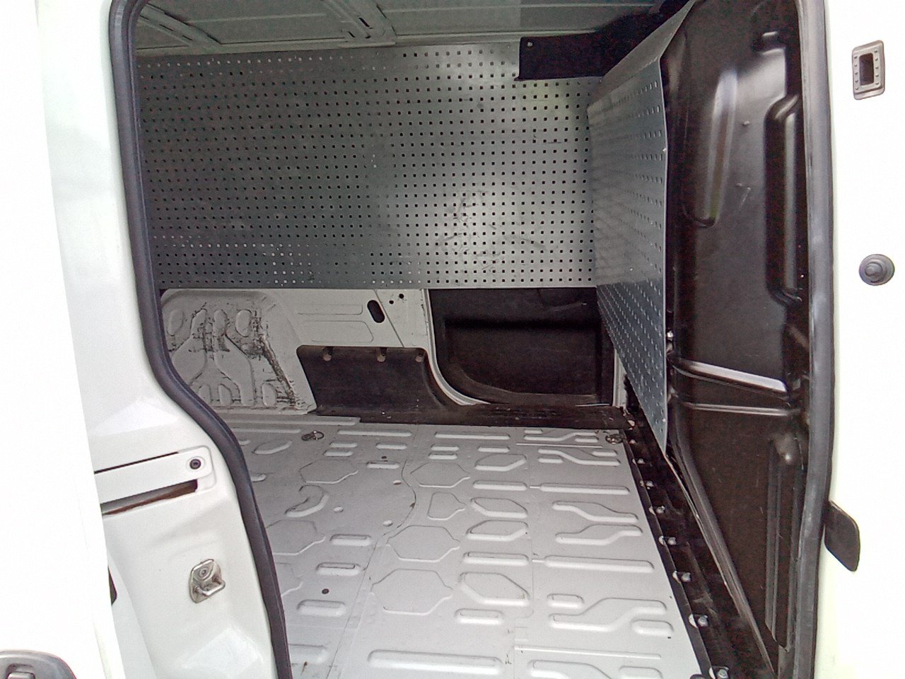 MIDCar coches ocasión Madrid Fiat Doblo Cargo 1.4 T-JET NAT. POWER CNG E6 Etiqueta ECO IVA y Garantía Incl