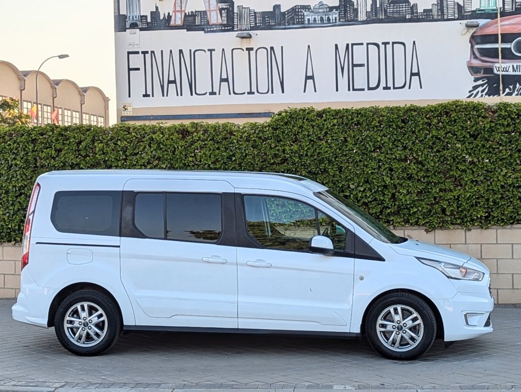 MIDCar coches ocasión Madrid Ford Grand Connect  Kombi  Titanium 1.5 TDCi 100Cv Monovolumen