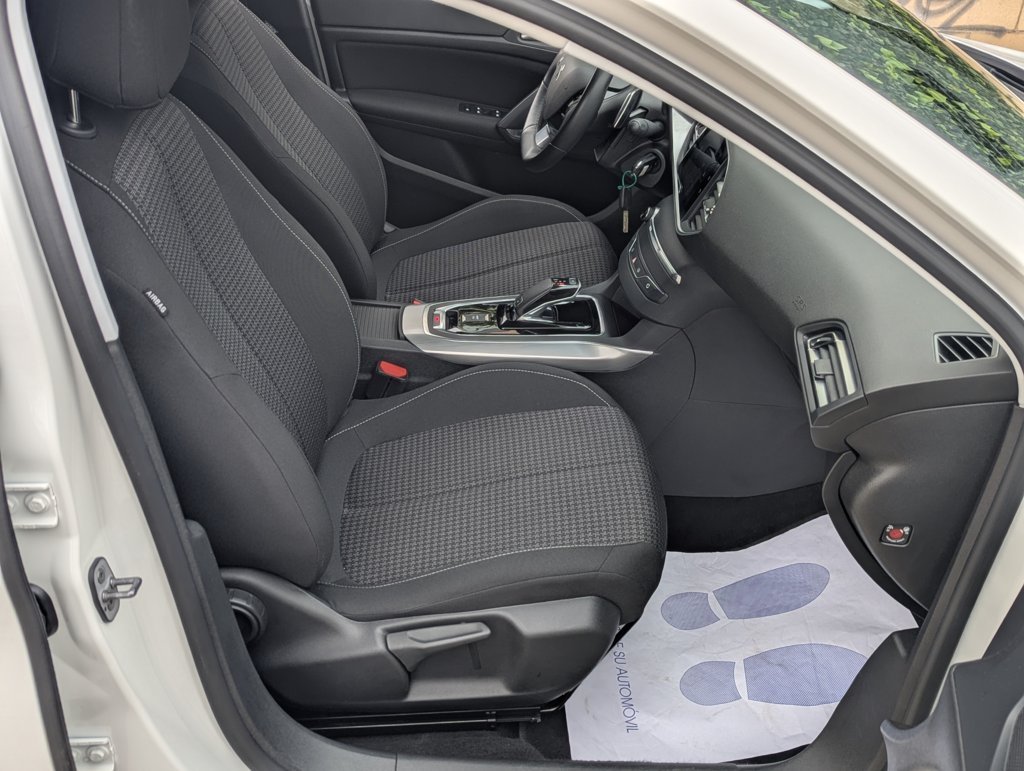 MIDCar coches ocasión Madrid Peugeot 308 Allure BlueHdi Auto S&S EAT8 130Cv Nacional Etiqueta Medioambiental C Garantía e IVA Incl