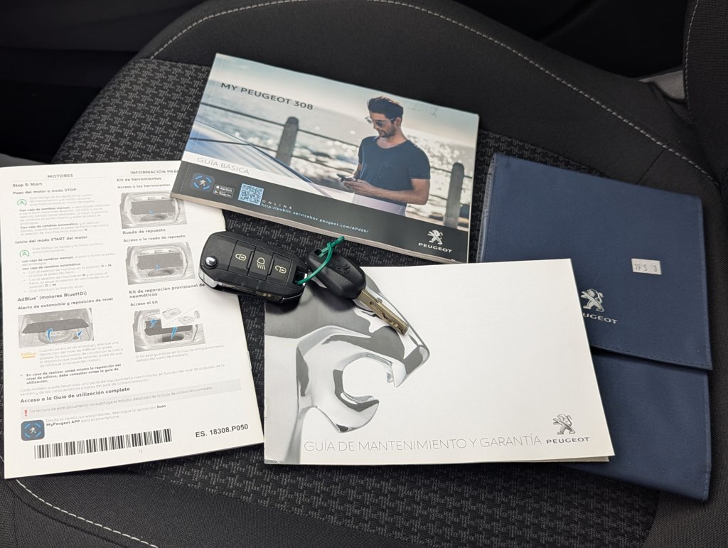 MIDCar coches ocasión Madrid Peugeot 308 Allure BlueHdi Auto S&S EAT8 130Cv Nacional Etiqueta Medioambiental C Garantía e IVA Incl
