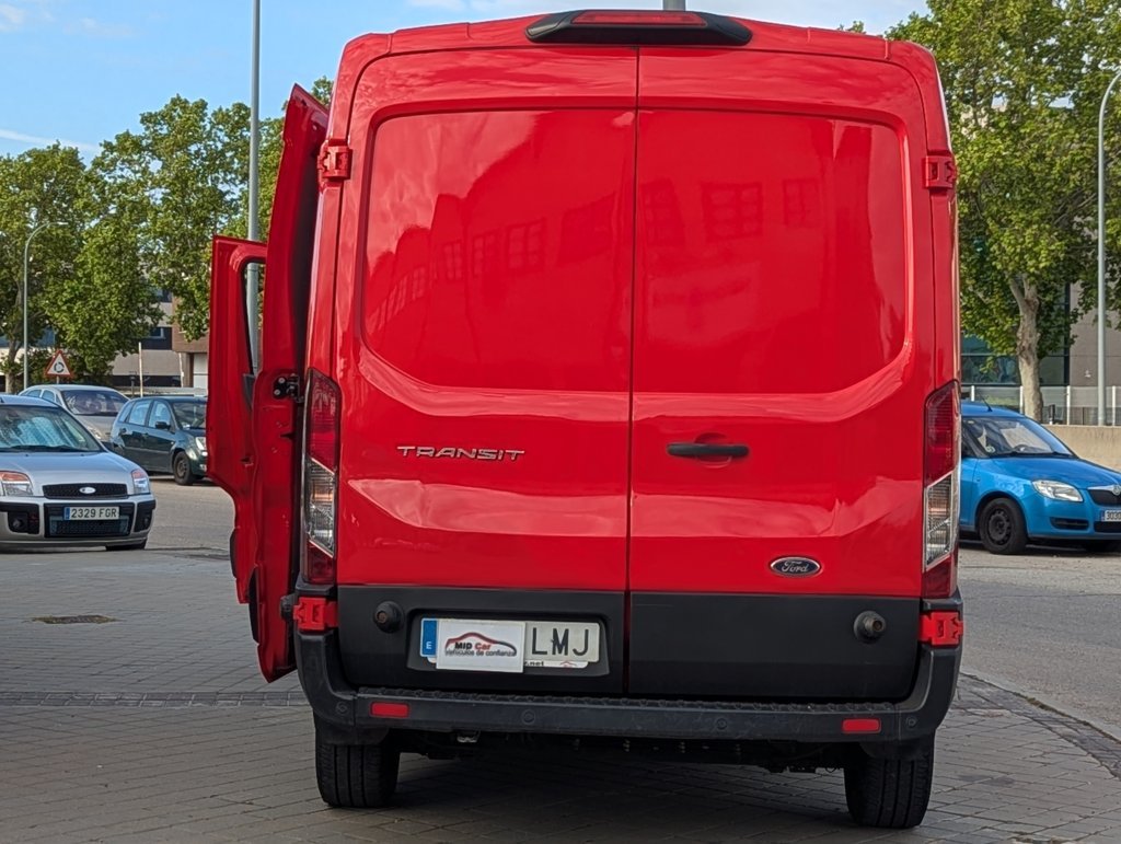MIDCar coches ocasión Madrid Ford Transit 2.0Tdci L3H2 Van Trend FWD furgón Delantera Nacional IVA y Garantía Inc