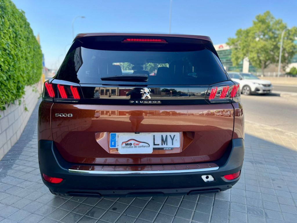 MIDCar coches ocasión Madrid Peugeot 5008 2.0 BlueHDi 180Cv Allure S&S  EAT8, 7 Plazas