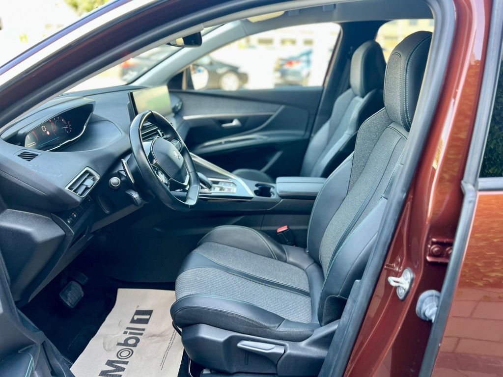 MIDCar coches ocasión Madrid Peugeot 5008 2.0 BlueHDi 180Cv Allure S&S  EAT8, 7 Plazas