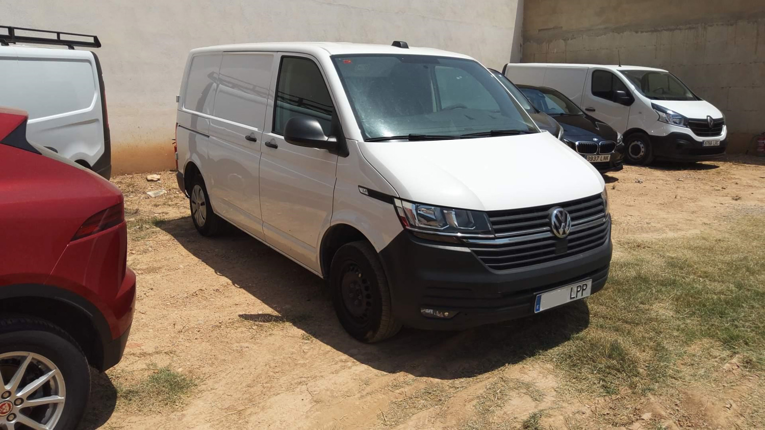 MIDCar coches ocasión Madrid Volkswagen Transporter Pro 2.0TDI 110Cv BMT Furgón Etiqueta C IVA y Garantía Incl