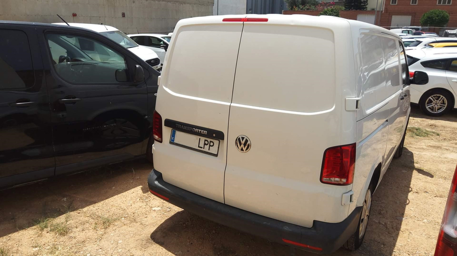 MIDCar coches ocasión Madrid Volkswagen Transporter Pro 2.0TDI 110Cv BMT Furgón Etiqueta C IVA y Garantía Incl
