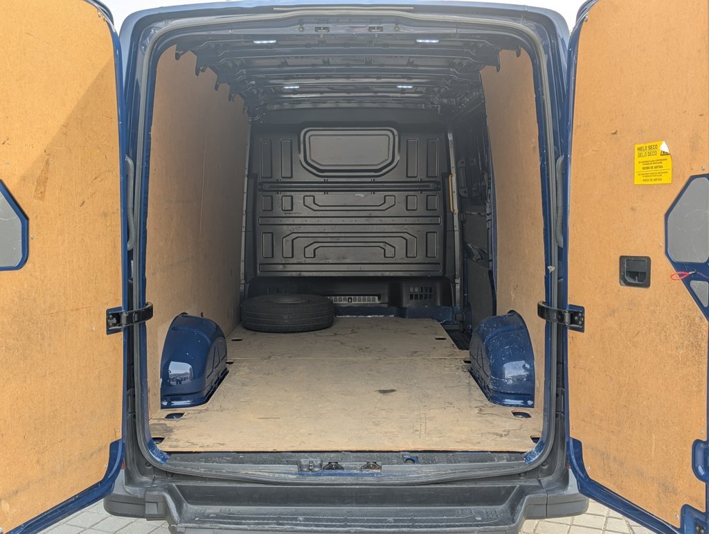 MIDCar coches ocasión Madrid Volkswagen Crafter 30 Furgon BM TN L3H2 2.0TDI