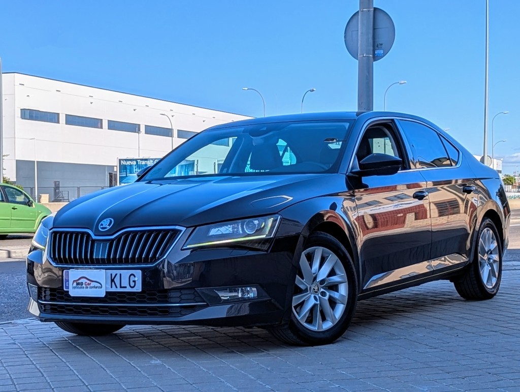 MIDCar coches ocasión Madrid Skoda Superb 1.8TSI 180Cv DSG Etiqueta C