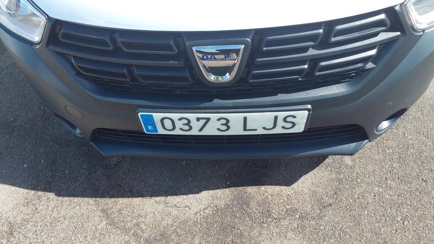 MIDCar coches ocasión Madrid Dacia Dokker Van Essential 1.6 110Cv GLP  Híbrido Etiqueta ECO Doble Puerta lateral IVA Incl