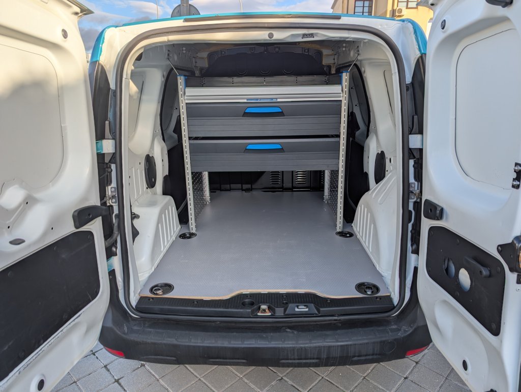 MIDCar coches ocasión Madrid Dacia Dokker Van Essential 1.6 110Cv GLP Híbrido ECO