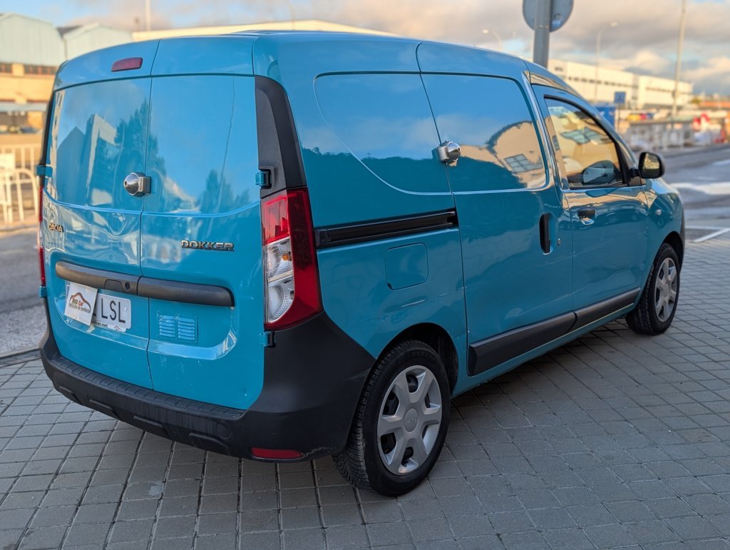 MIDCar coches ocasión Madrid Dacia Dokker Van Essential 1.6 110Cv GLP Híbrido ECO