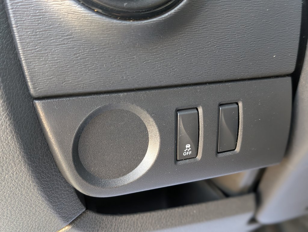 MIDCar coches ocasión Madrid Dacia Dokker Van Essential 1.6 110Cv GLP Híbrido ECO