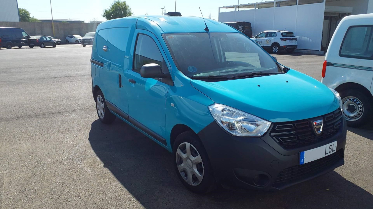 MIDCar coches ocasión Madrid Dacia Dokker Van Essential 1.6 110Cv GLP Híbrido ECO