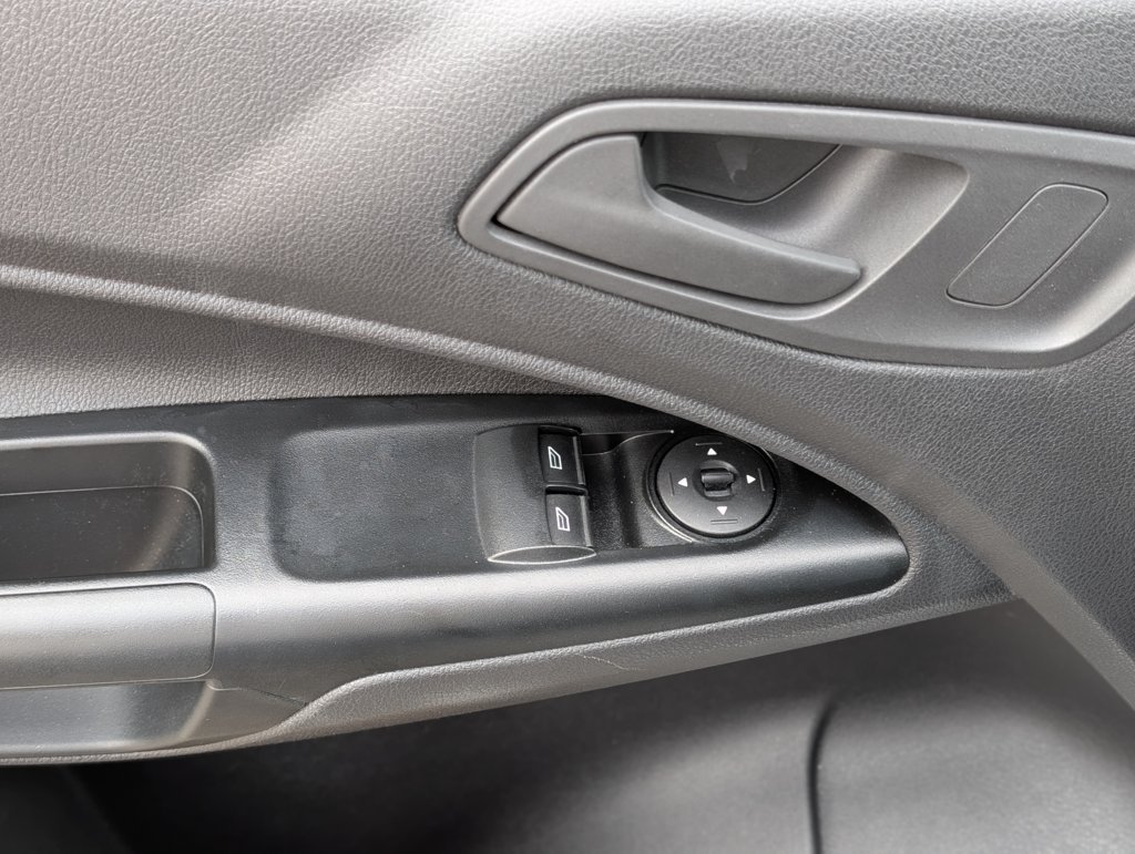 MIDCar coches ocasión Madrid Ford Transit Connect 1.5Tdci