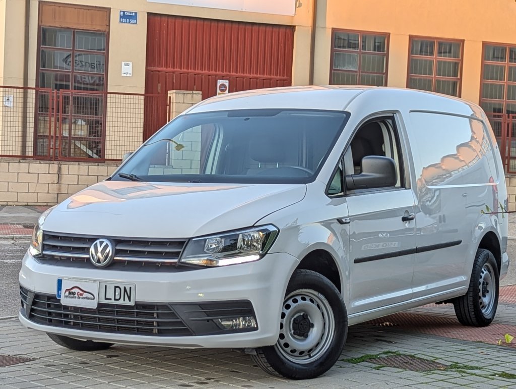 MIDCar coches ocasión Madrid Volkswagen Caddy Profesional Maxi Furgón 1.4 TGI 110Cv Etiqueta ECO Nacional IVA y Garantía Incl