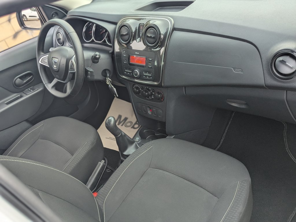 MIDCar coches ocasión Madrid Dacia Sandero Gasolina y GLP  Etiqueta medioambiental ECO IVA y Garantía Incl