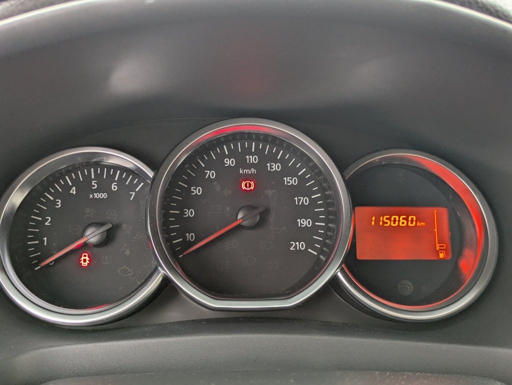 MIDCar coches ocasión Madrid Dacia Sandero Gasolina y GLP  Etiqueta medioambiental ECO IVA y Garantía Incl