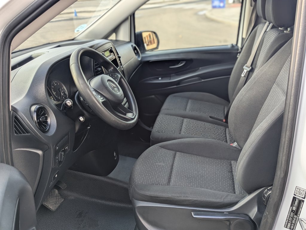 MIDCar coches ocasión Madrid Mercedes Vito 114 2.0CDI AT 136Cv  Furgón Pro compacta furgón 4x4 4P Automática