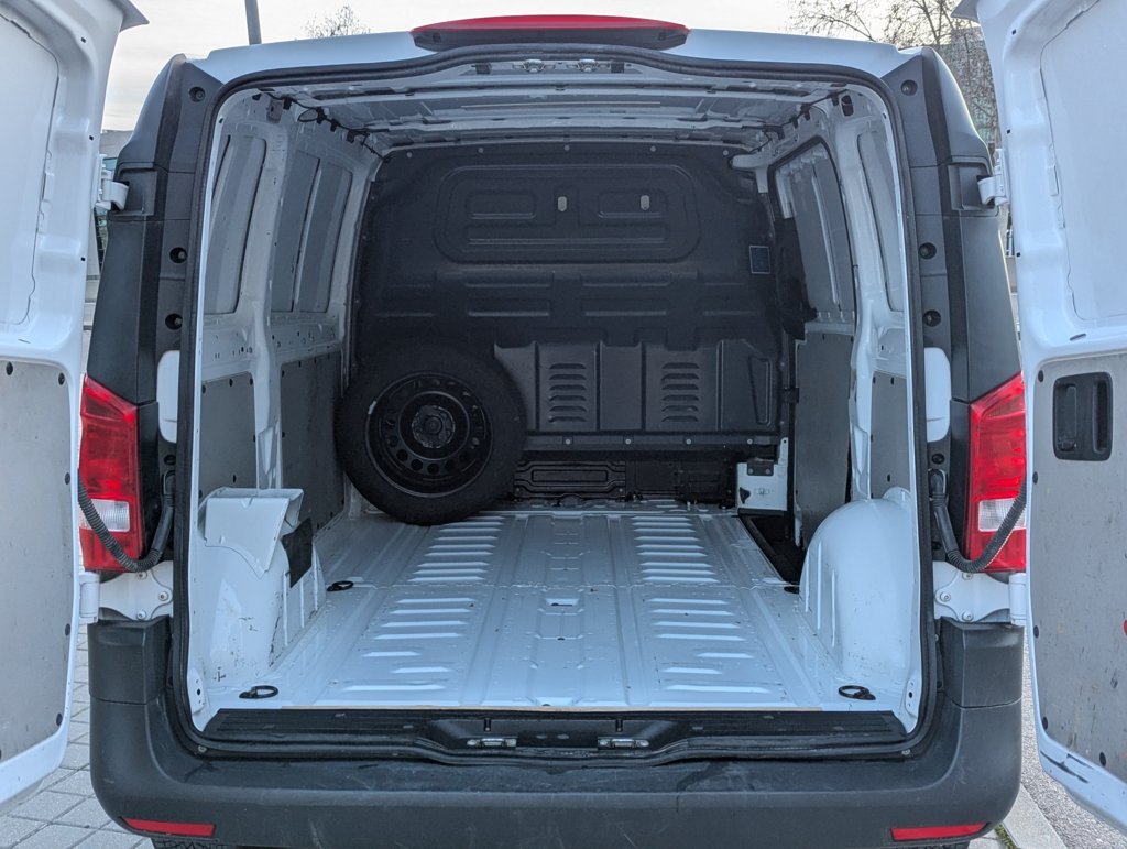 MIDCar coches ocasión Madrid Mercedes Vito 114 2.0CDI AT 136Cv  Furgón Pro compacta furgón 4x4 4P Automática