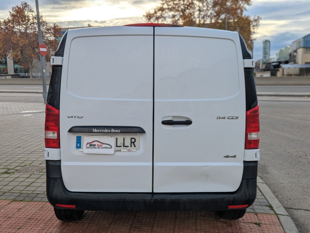 MIDCar coches ocasión Madrid Mercedes Vito 114 2.0CDI AT 136Cv  Furgón Pro compacta furgón 4x4 4P Automática