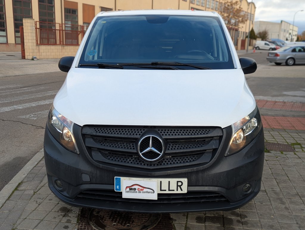 MIDCar coches ocasión Madrid Mercedes Vito 114 2.0CDI AT 136Cv  Furgón Pro compacta furgón 4x4 4P Automática