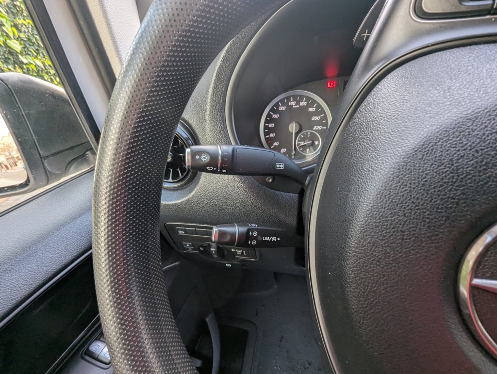 MIDCar coches ocasión Madrid Mercedes Vito 114 2.0CDI AT 136Cv  Furgón Pro compacta furgón 4x4 4P Automática