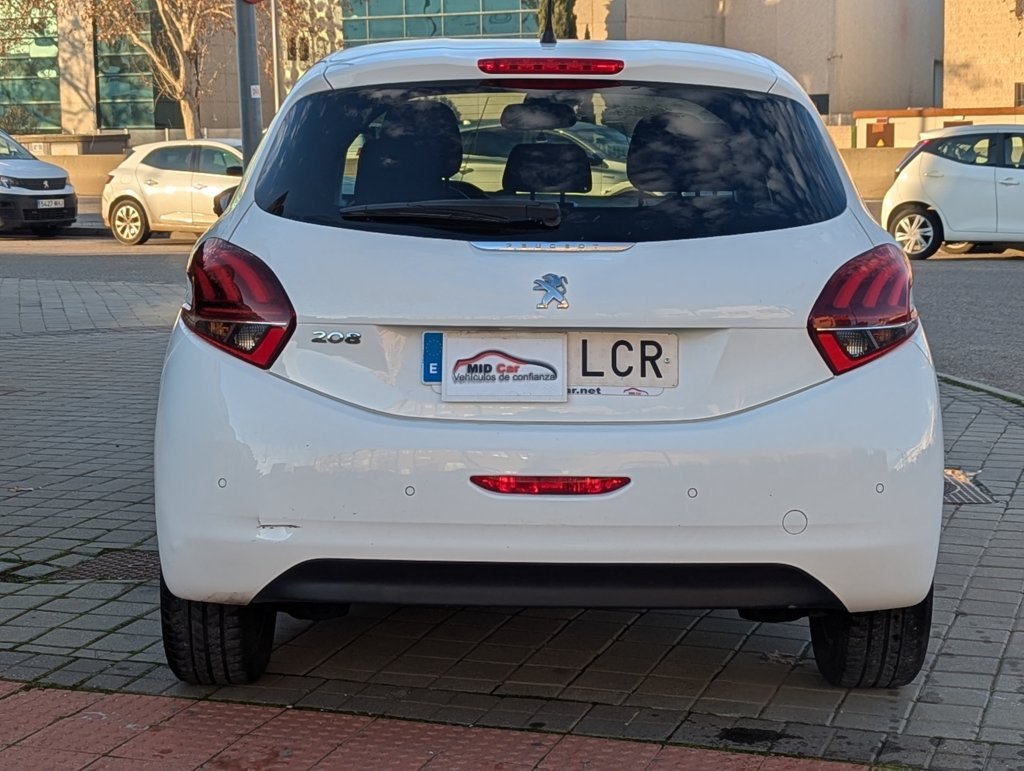 MIDCar coches ocasión Madrid Peugeot 208 Signature 1.6 Bluehdi, 100 Cv