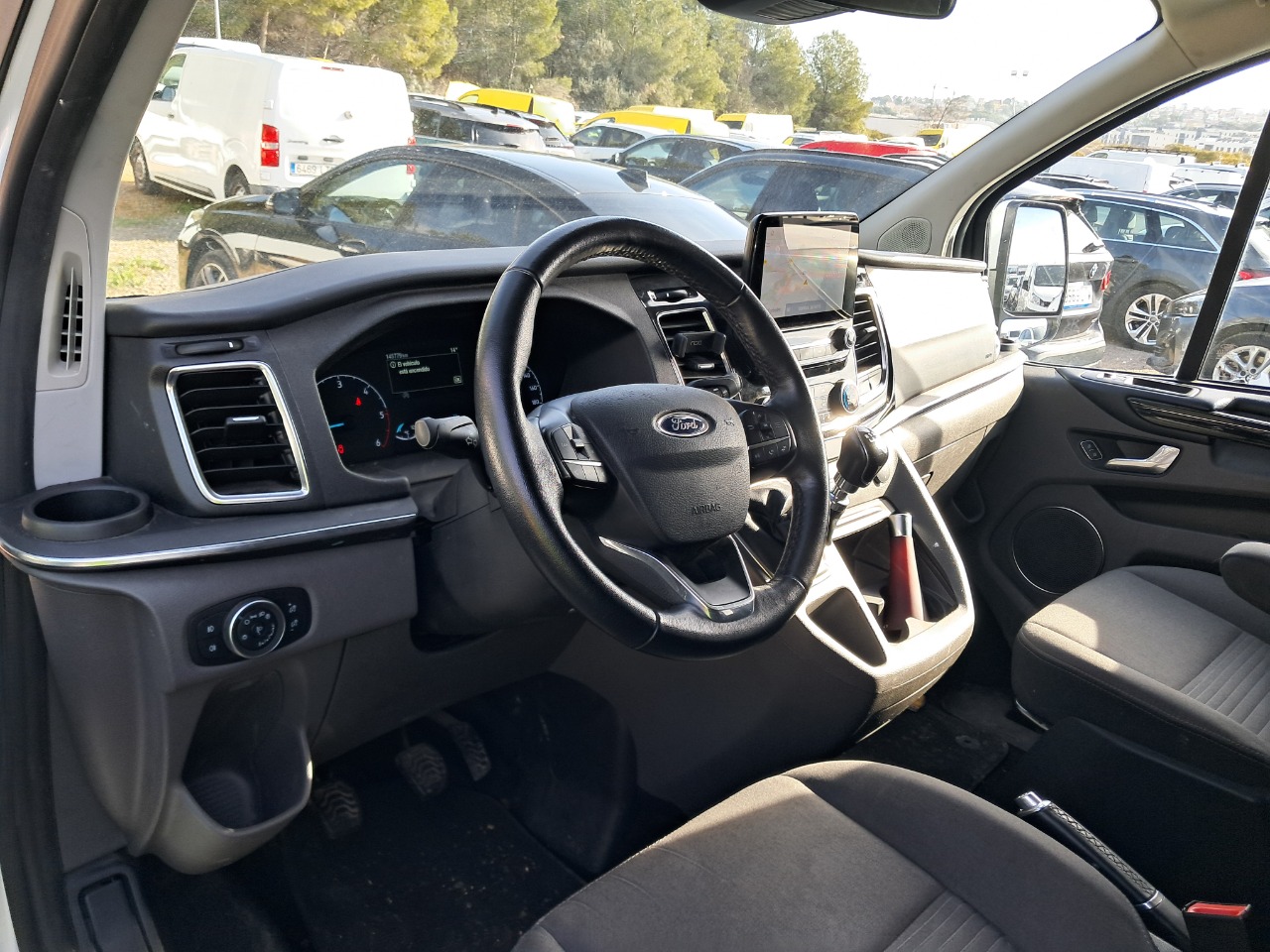 MIDCar coches ocasión Madrid Ford Tourneo Custom  2.0EcoBlue 185Cv Hybrid MHEV Titanium 8 Plazas Etiqueta medioambiental ECO IVA Garantía Incl