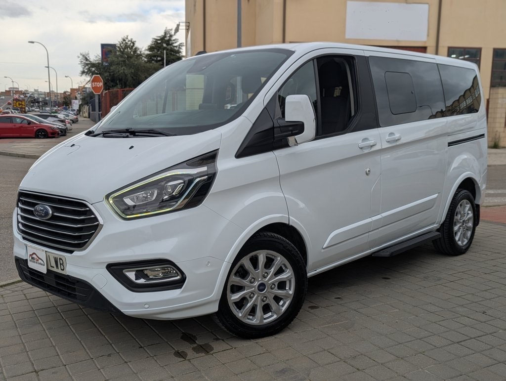 MIDCar coches ocasión Madrid Ford Tourneo Custom 2.0EcoBlue 185Cv Hybrid MHEV Titanium 8 Plazas Etiqueta medioambiental ECO IVA Garantía Incl