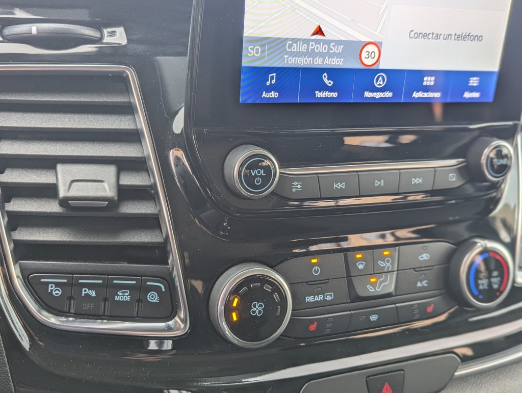 MIDCar coches ocasión Madrid Ford Tourneo Custom 2.0EcoBlue 185Cv Hybrid MHEV Titanium 8 Plazas Etiqueta medioambiental ECO IVA Garantía Incl