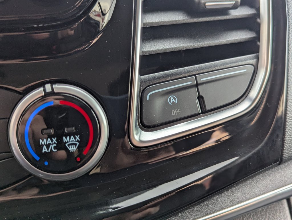 MIDCar coches ocasión Madrid Ford Tourneo Custom 2.0EcoBlue 185Cv Hybrid MHEV Titanium 8 Plazas Etiqueta medioambiental ECO IVA Garantía Incl