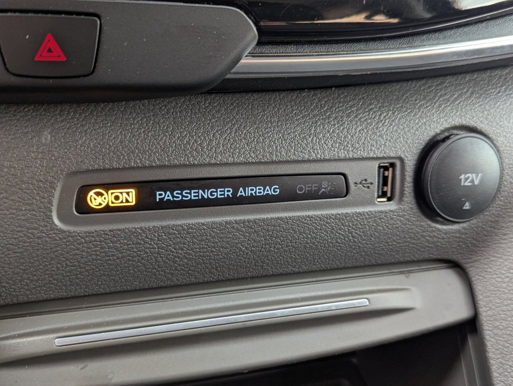 MIDCar coches ocasión Madrid Ford Tourneo Custom 2.0EcoBlue 185Cv Hybrid MHEV Titanium 8 Plazas Etiqueta medioambiental ECO IVA Garantía Incl