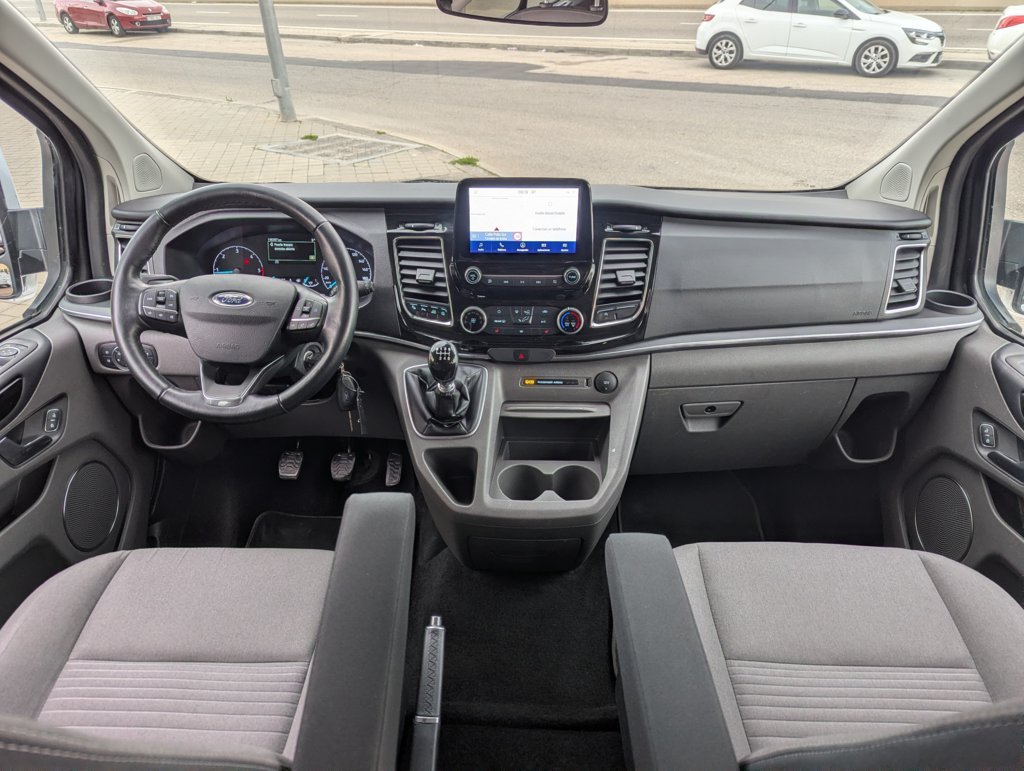 MIDCar coches ocasión Madrid Ford Tourneo Custom 2.0EcoBlue 185Cv Hybrid MHEV Titanium 8 Plazas Etiqueta medioambiental ECO IVA Garantía Incl