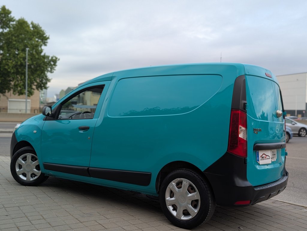 MIDCar coches ocasión Madrid Dacia Dokker Van Essential 1.6 110Cv GLP Híbrido IVA y Garantía Incl Nacional