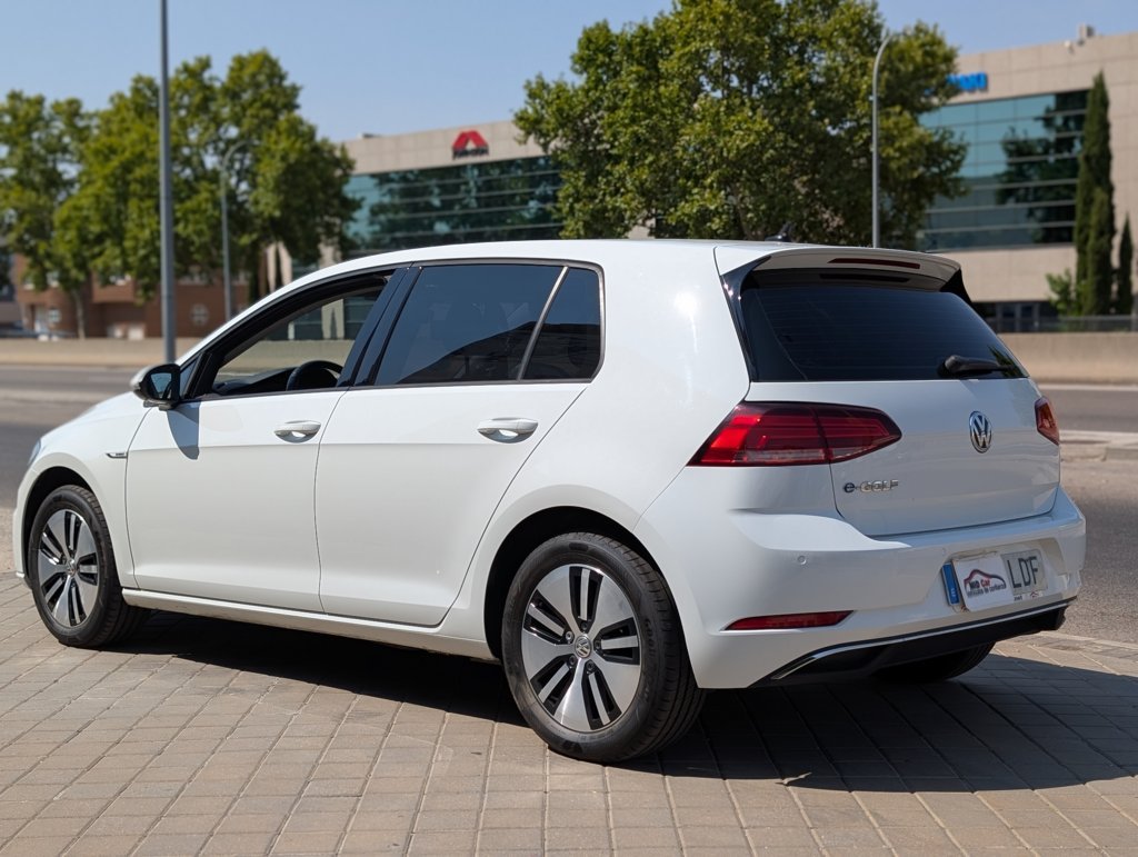 MIDCar coches ocasión Madrid Volkswagen Golf e-Golf ePower 136Cv Etiqueta Medioambiental 0 Emisiones