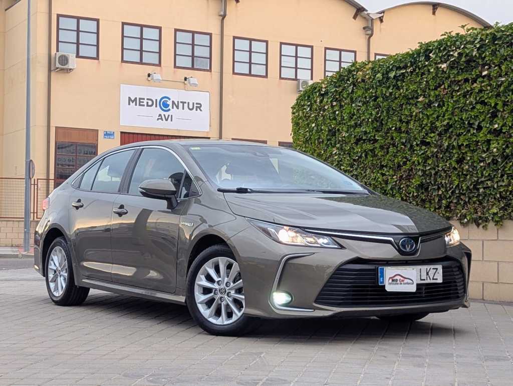 MIDCar coches ocasión Madrid Toyota Corolla 1.8 125H Hybrid Active TECH E-CVT Sedan