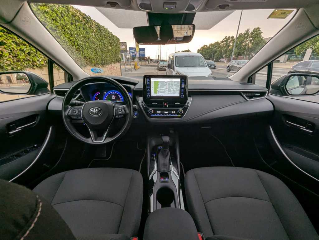 MIDCar coches ocasión Madrid Toyota Corolla 1.8 125H Hybrid Active TECH E-CVT Sedan