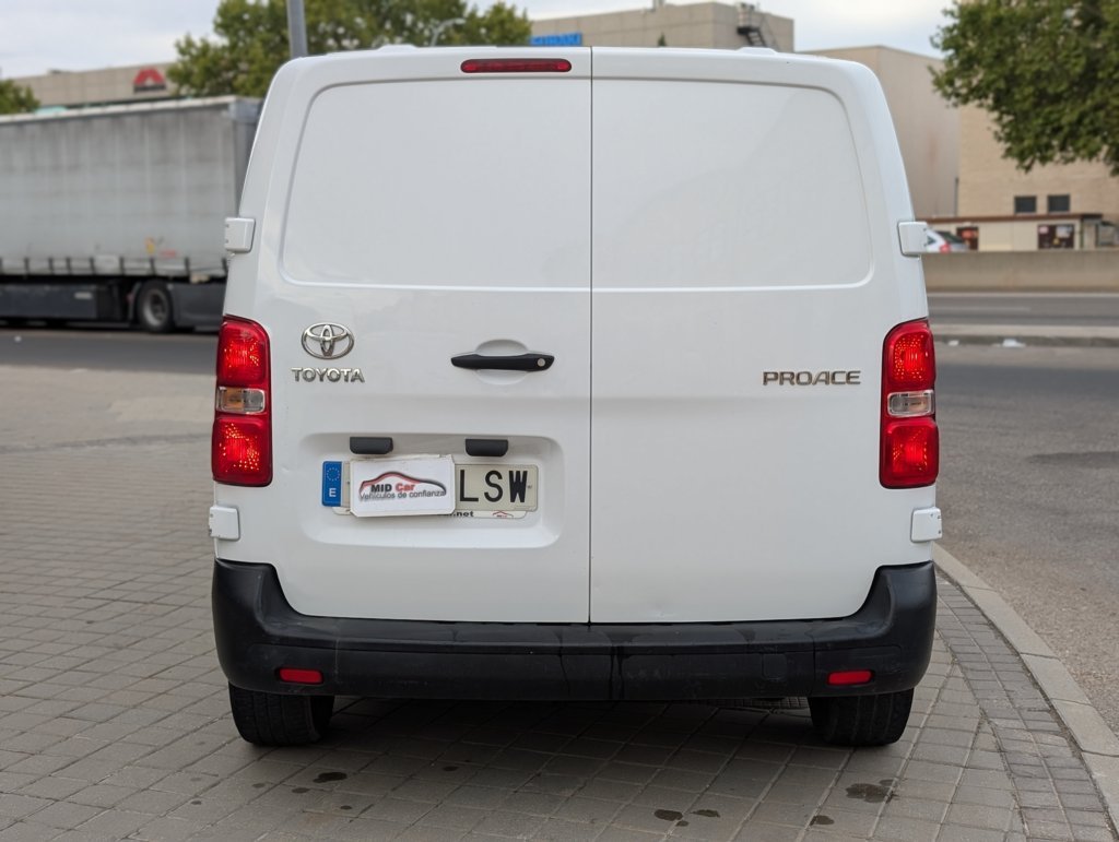 MIDCar coches ocasión Madrid Toyota Toyota Proace Van Media 1.5D Business Furgon