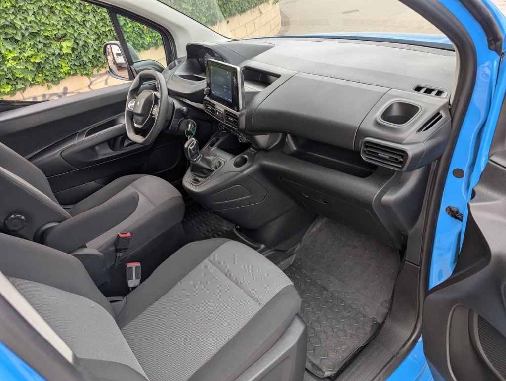 MIDCar coches ocasión Madrid Peugeot Partner Premium 1.6BlueHDI 100Cv IVA Incl Etiqueta C