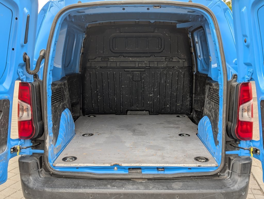 MIDCar coches ocasión Madrid Peugeot Partner Premium 1.6BlueHDI 100Cv IVA Incl Etiqueta C