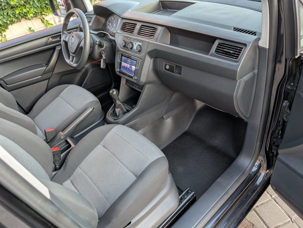 MIDCar coches ocasión Madrid Volkswagen Caddy Profesional 2.0Tdi  BMT 4 Puertas 100Cv