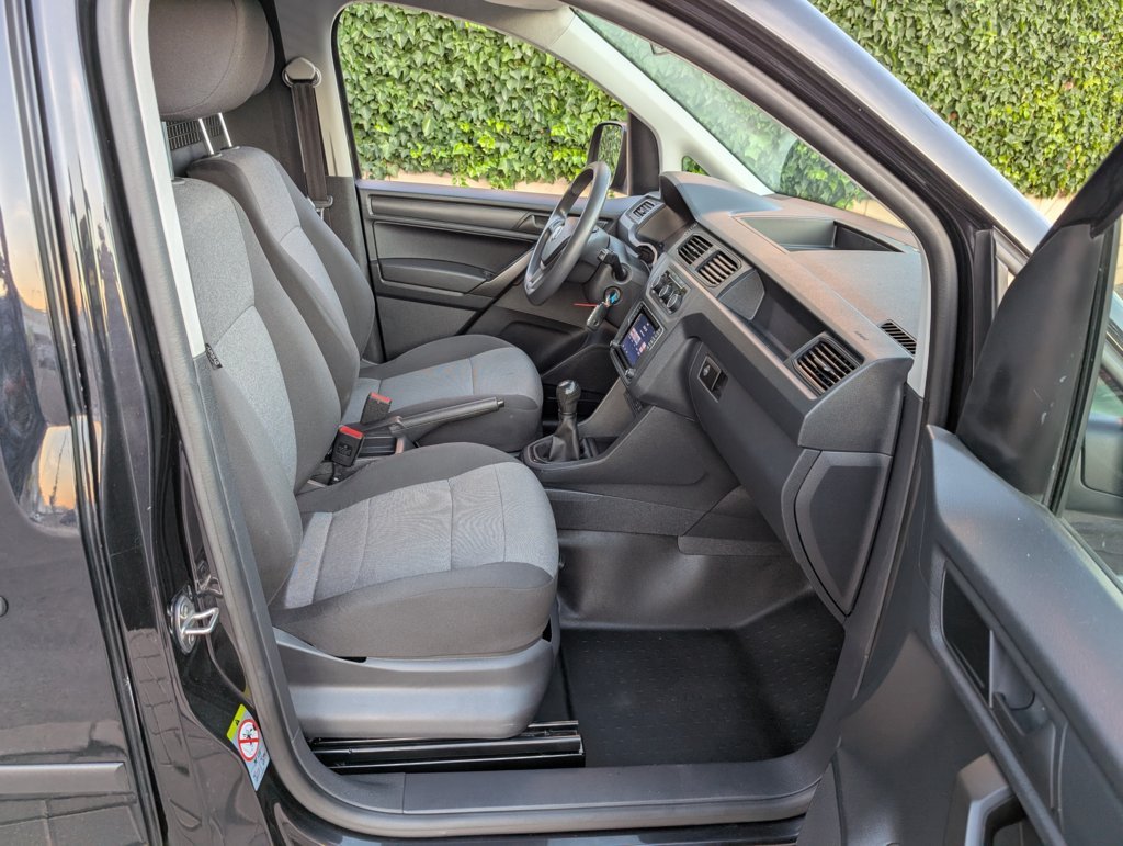 MIDCar coches ocasión Madrid Volkswagen Caddy Profesional 2.0Tdi  BMT 4 Puertas 100Cv