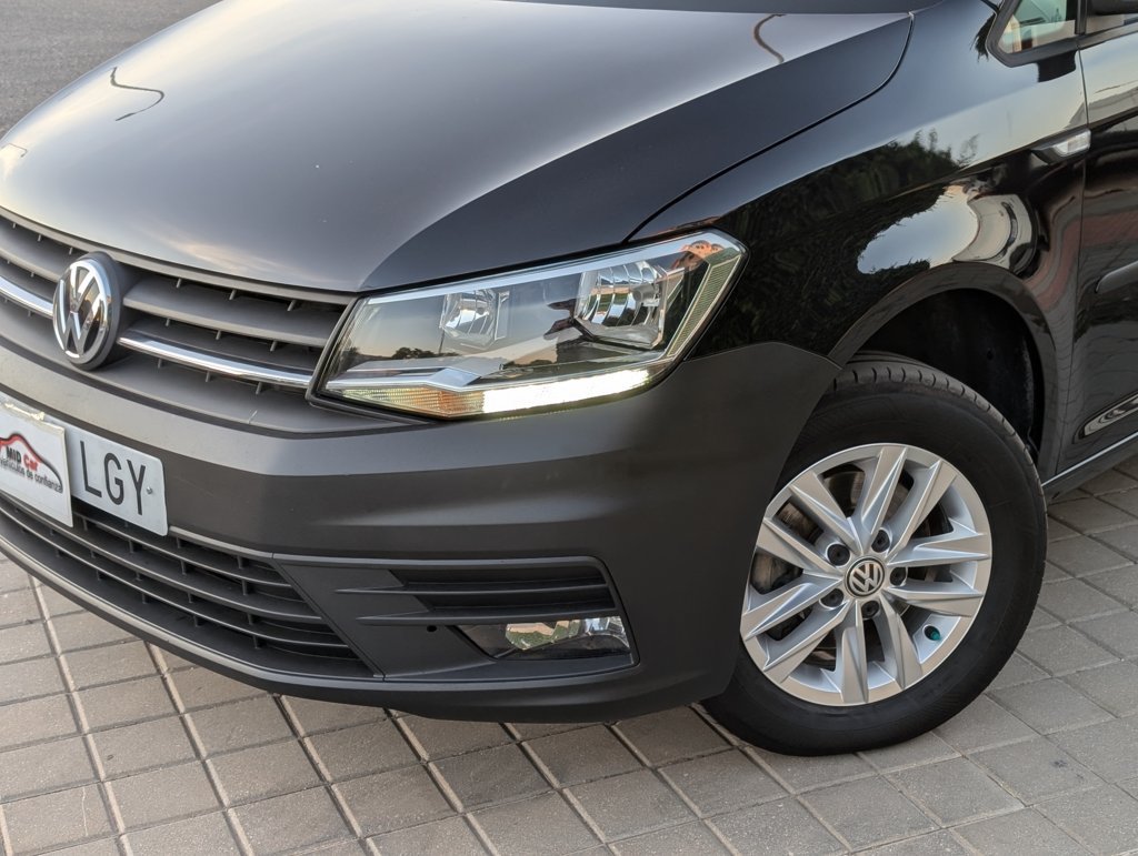 MIDCar coches ocasión Madrid Volkswagen Caddy Profesional 2.0Tdi  BMT 4 Puertas 100Cv