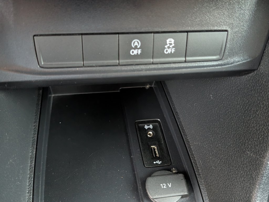 MIDCar coches ocasión Madrid Volkswagen Caddy Profesional 2.0Tdi  BMT 4 Puertas 100Cv