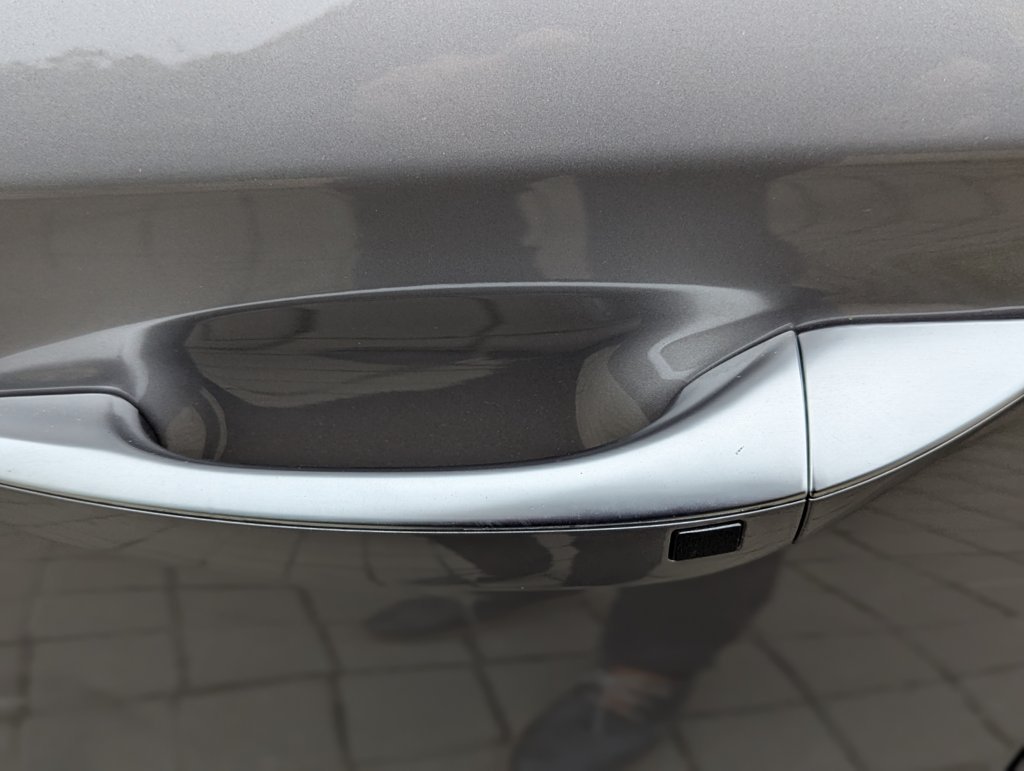 MIDCar coches ocasión Madrid HYUNDAI  iONIQ 1.6 GDI HEV Style DT Hybrido Techo corredizo  (Eléctrico, Gasolina)  Etiqueta Eco