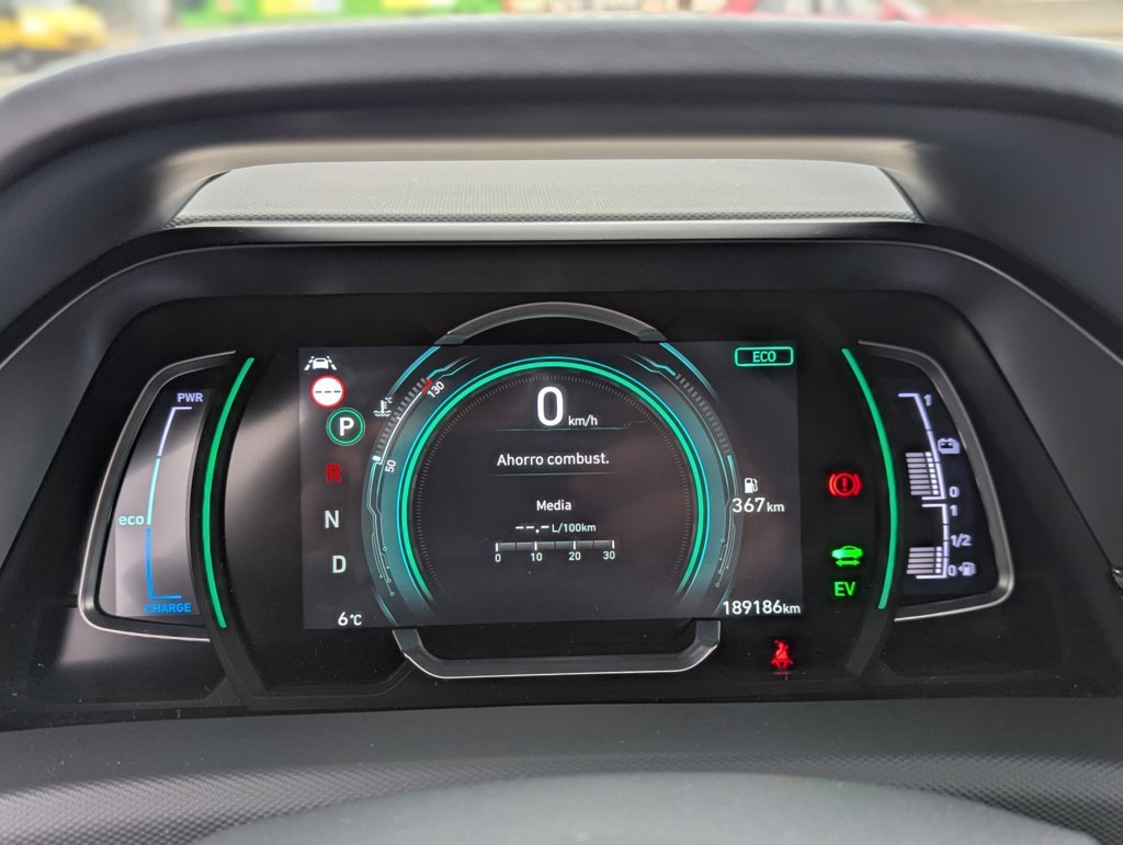 MIDCar coches ocasión Madrid HYUNDAI  iONIQ 1.6 GDI HEV Style DT Hybrido Techo corredizo  (Eléctrico, Gasolina)  Etiqueta Eco