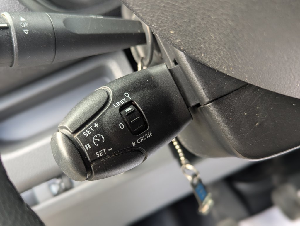 MIDCar coches ocasión Madrid Peugeot Expert 2.0BlueHdi Talla M 120Cv  Furgon Etiqueta C IVA Incl Nacional Informe carfax