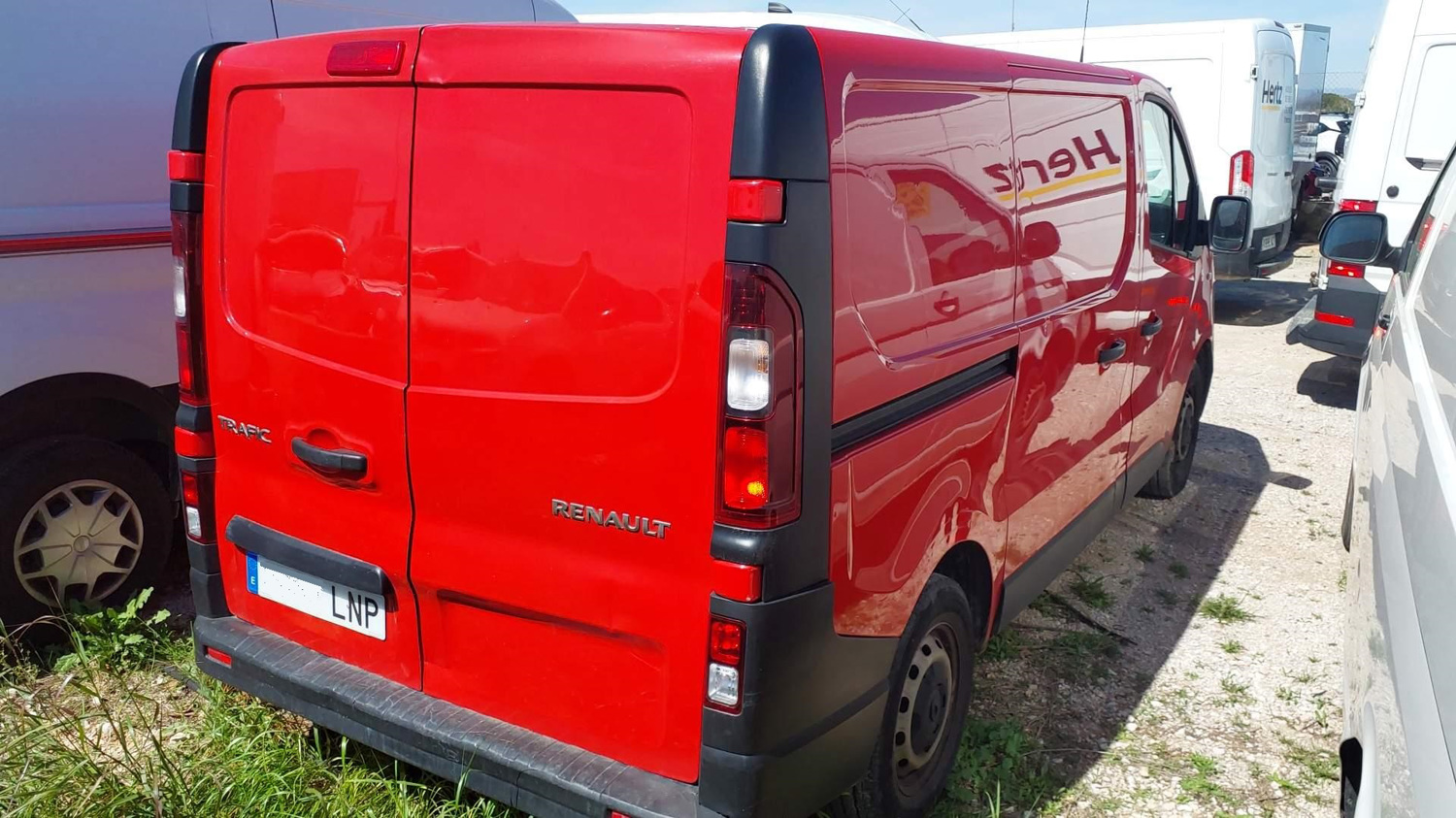 MIDCar coches ocasión Madrid Renault Trafic Furgón 27 L1H1 Energy 2.0BluedCi 120Cv Etiqueta C IVA y Garantía Incl Nacional