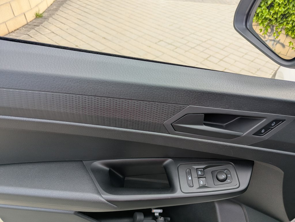 MIDCar coches ocasión Madrid Volkswagen Caddy Profesional Maxi Furgón Nuevo Modelo 2.0Tdi 110Cv 6Velocidades IVA y Garantía Incl Etiqueta C