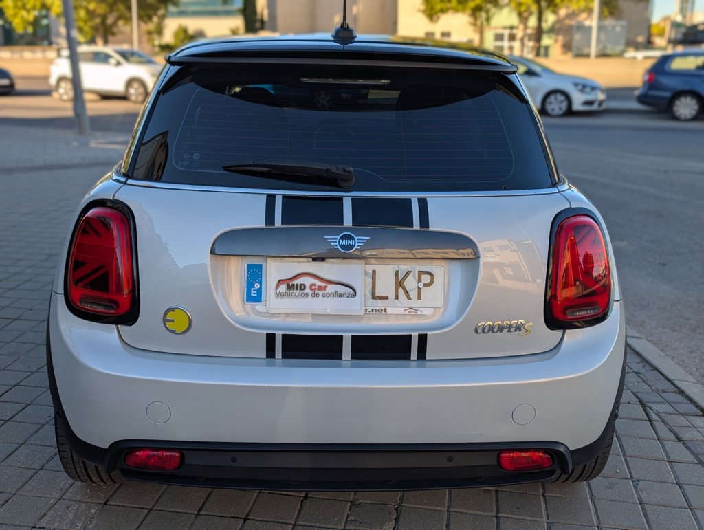 MID Car coches ocasión Madrid MINI COOPER SE 184 CV AUTOMÁTICO  100% ELÉCTRICO  ETIQUETA 0  NACIONAL